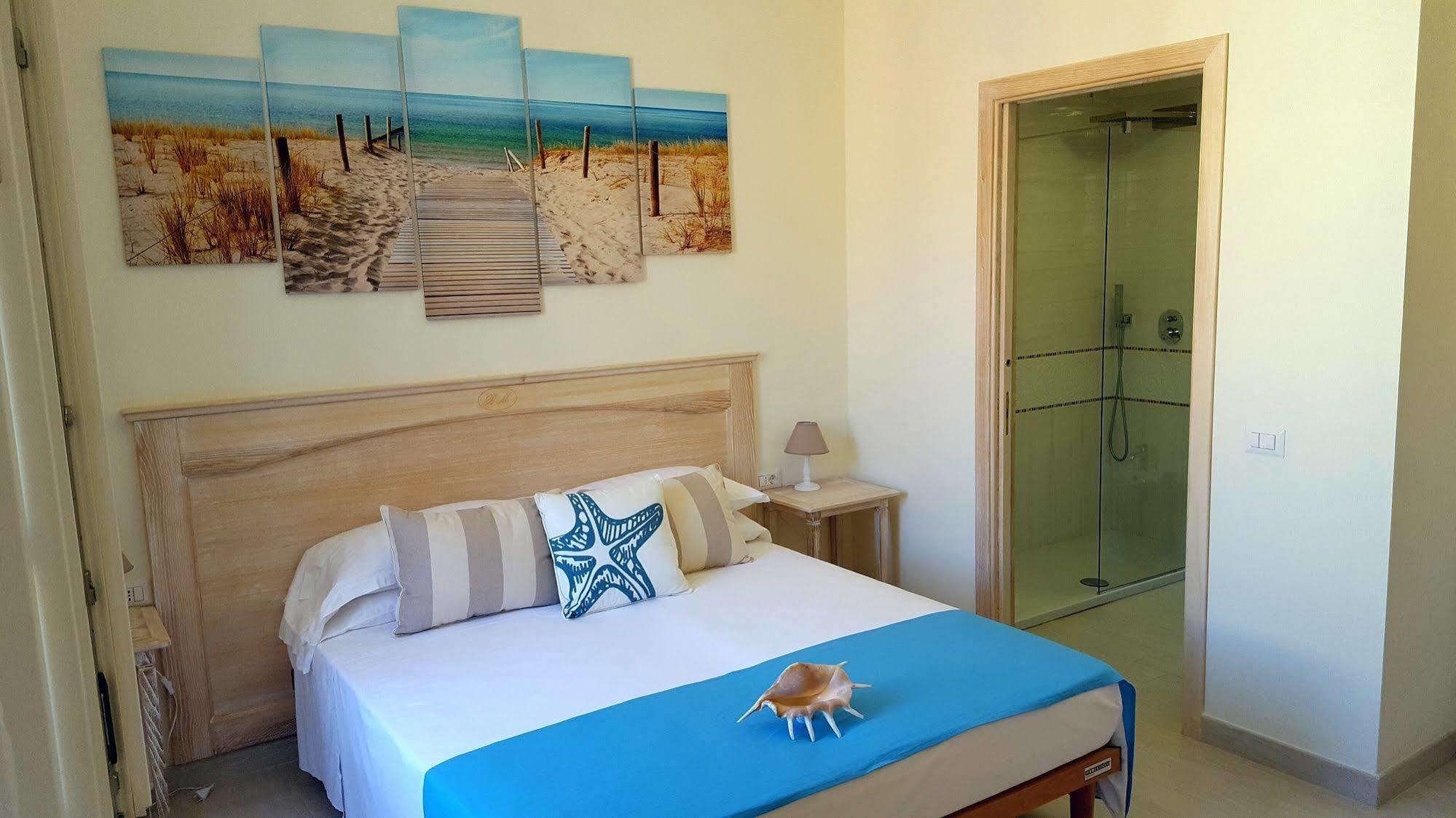 Brezza Marina Luxury Rooms Cagliari Exterior foto