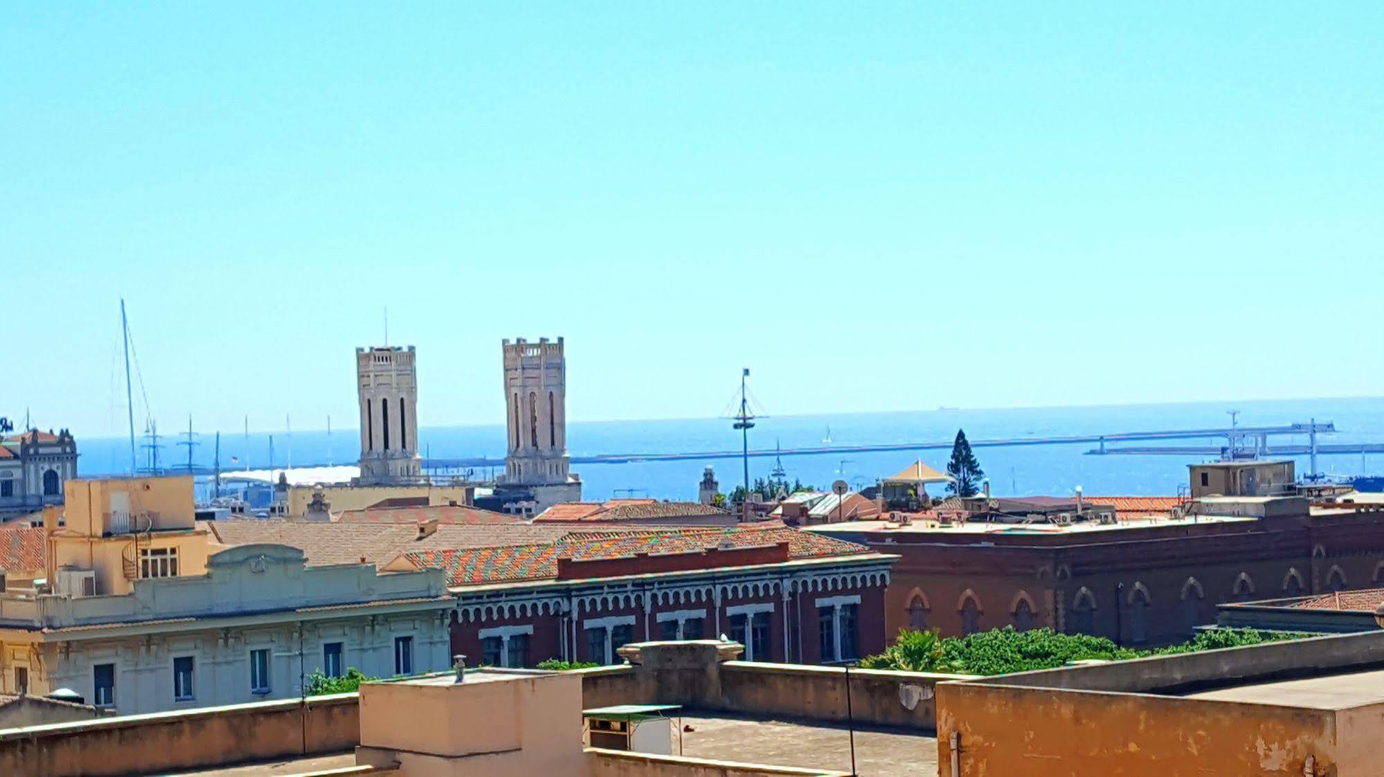 Brezza Marina Luxury Rooms Cagliari Exterior foto